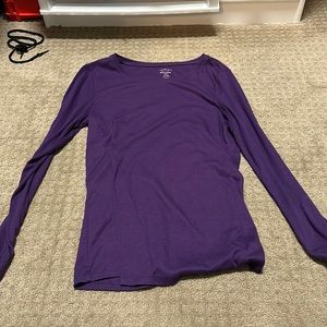 old navy slimming long sleeve top